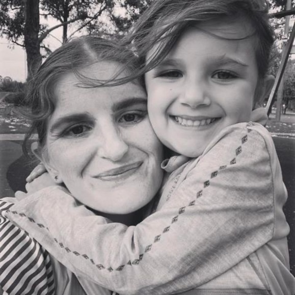 Meet your Posher, Bobbi - Picture 1 of 1